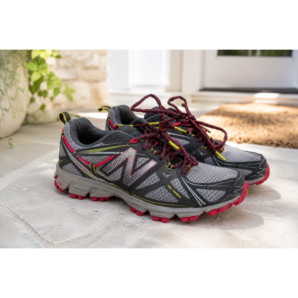 New Balance WT610BB3 Womens 6.5 Trail Running Shoes Gray Pink Yellow All Terrain